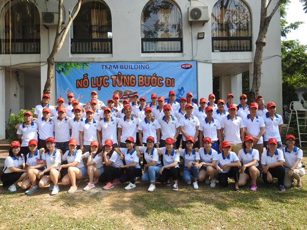 Hoạt động dã ngoại chào mừng lễ kỷ niệm Alex tuổi 20